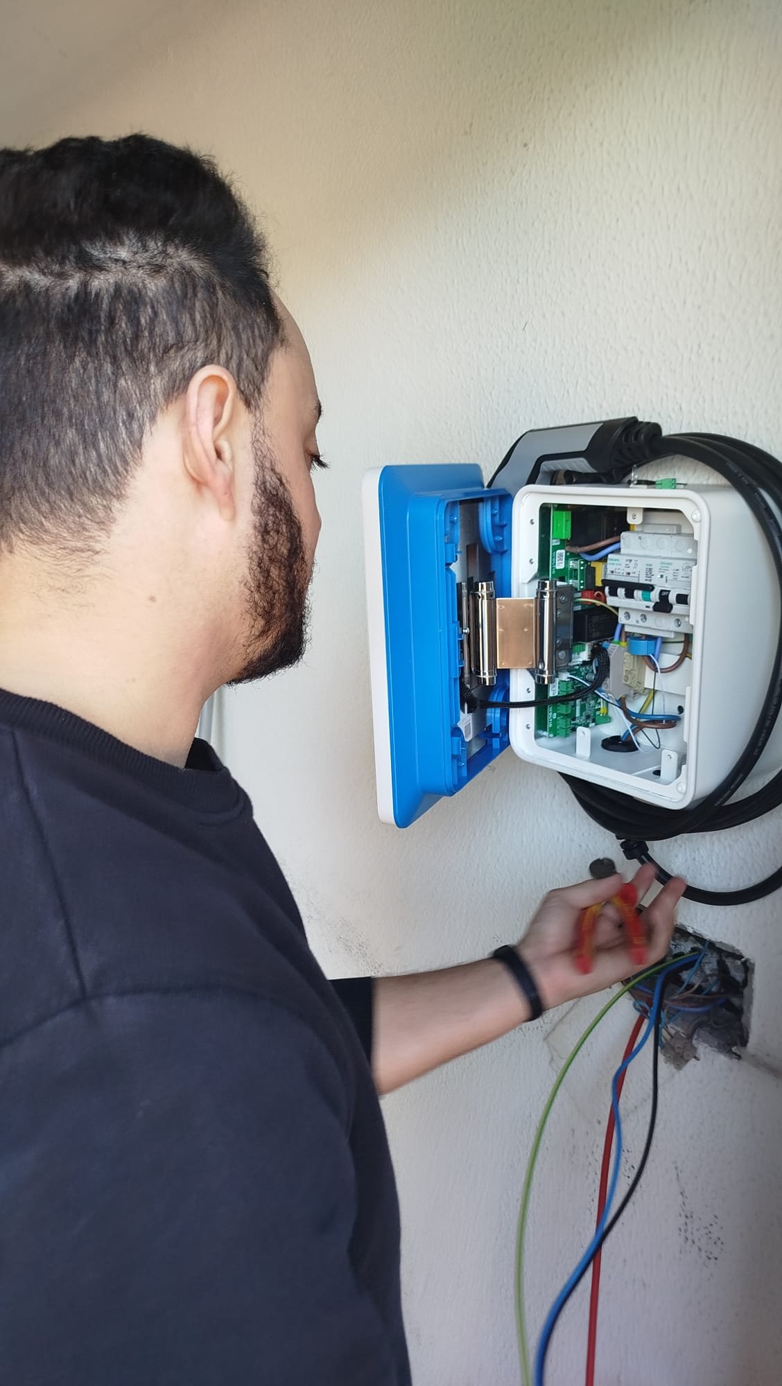 Dani Díaz - Electricista autorizado en Ponferrada